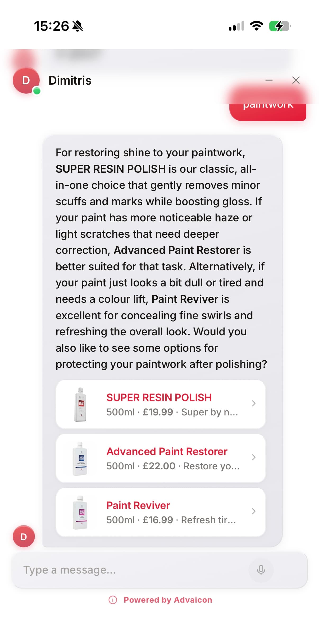 A customer describes a scratch in Web Chat and Dimitris recommends a product on autoglym.gr